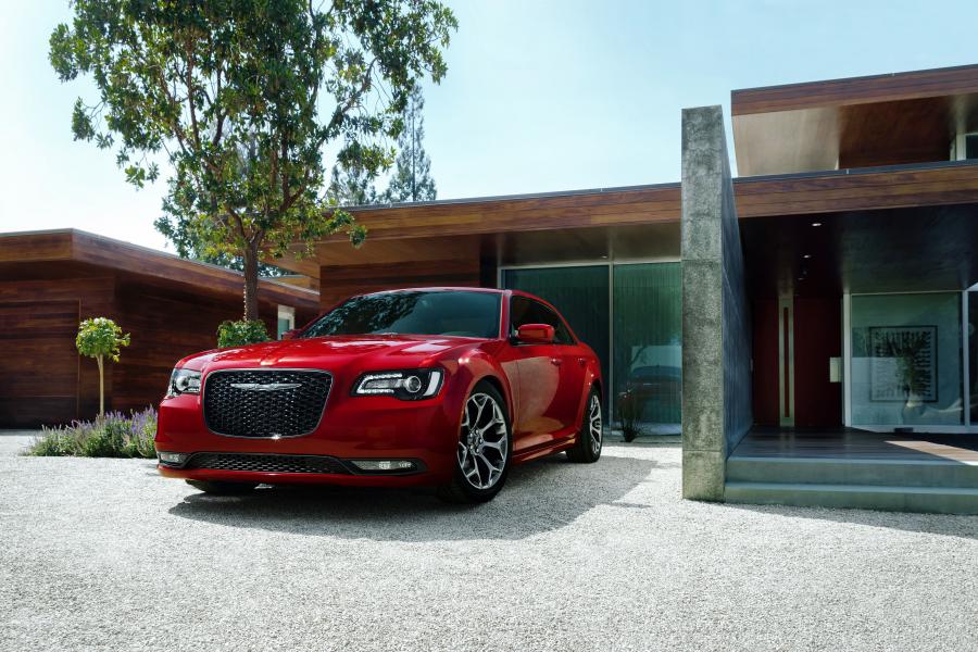  Chrysler 300C S 2015 года  (фото 36 из 59)